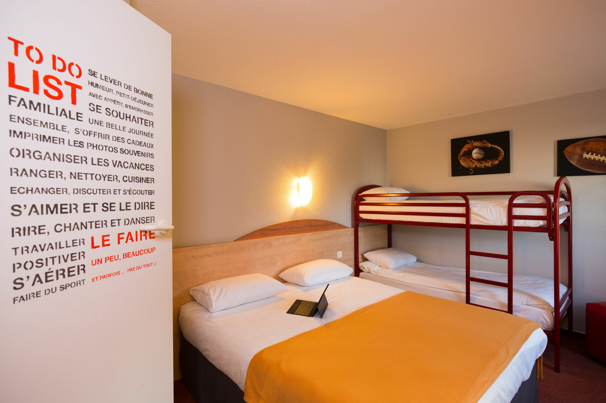 Kyriad Direct Orleans - La Chapelle St Mesmin Екстер'єр фото