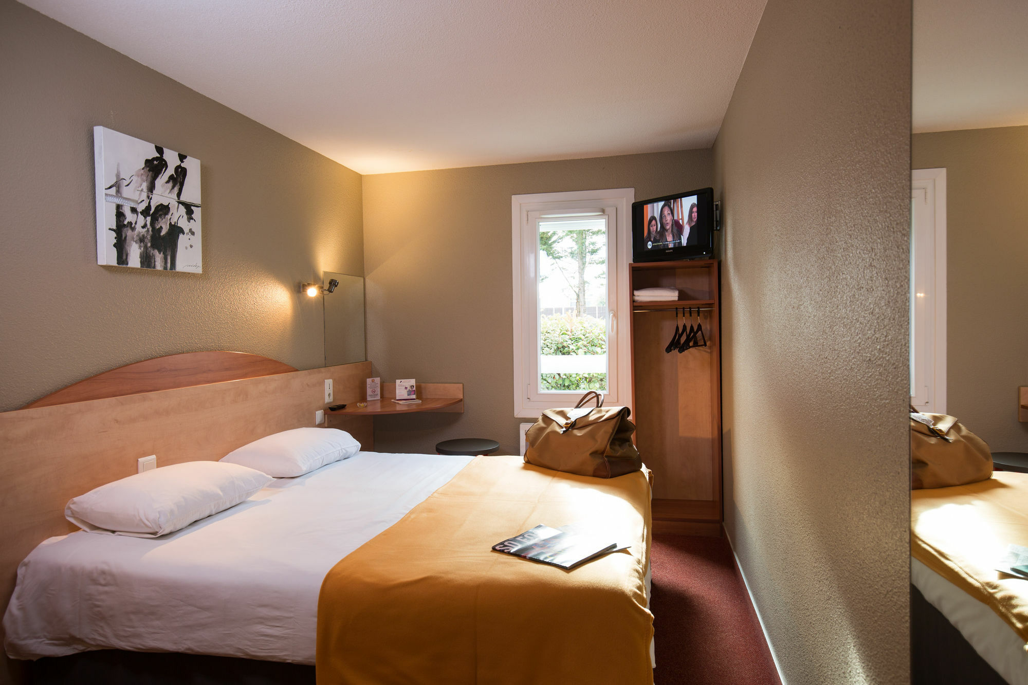 Kyriad Direct Orleans - La Chapelle St Mesmin Екстер'єр фото